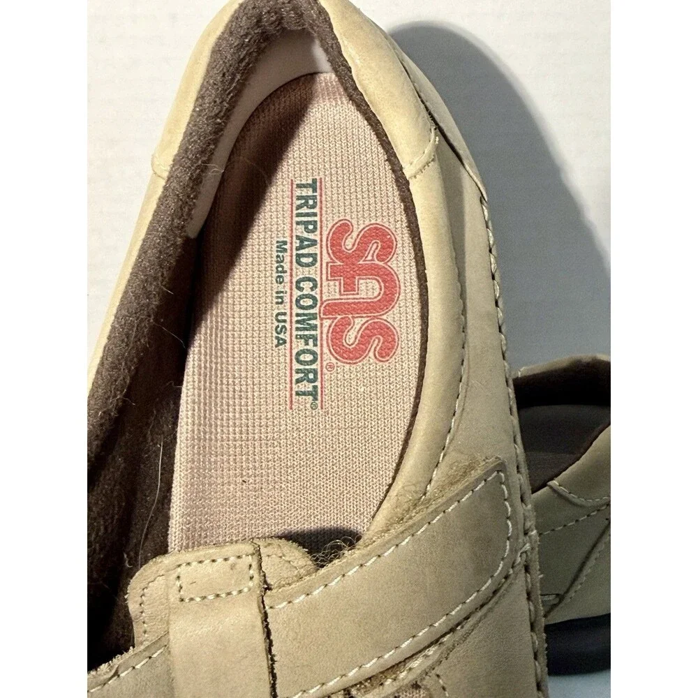 SAS Roamer Slip On Loafer tan beige SIZE 9.5 N sz 9-1/2  narrow - tripad comfort